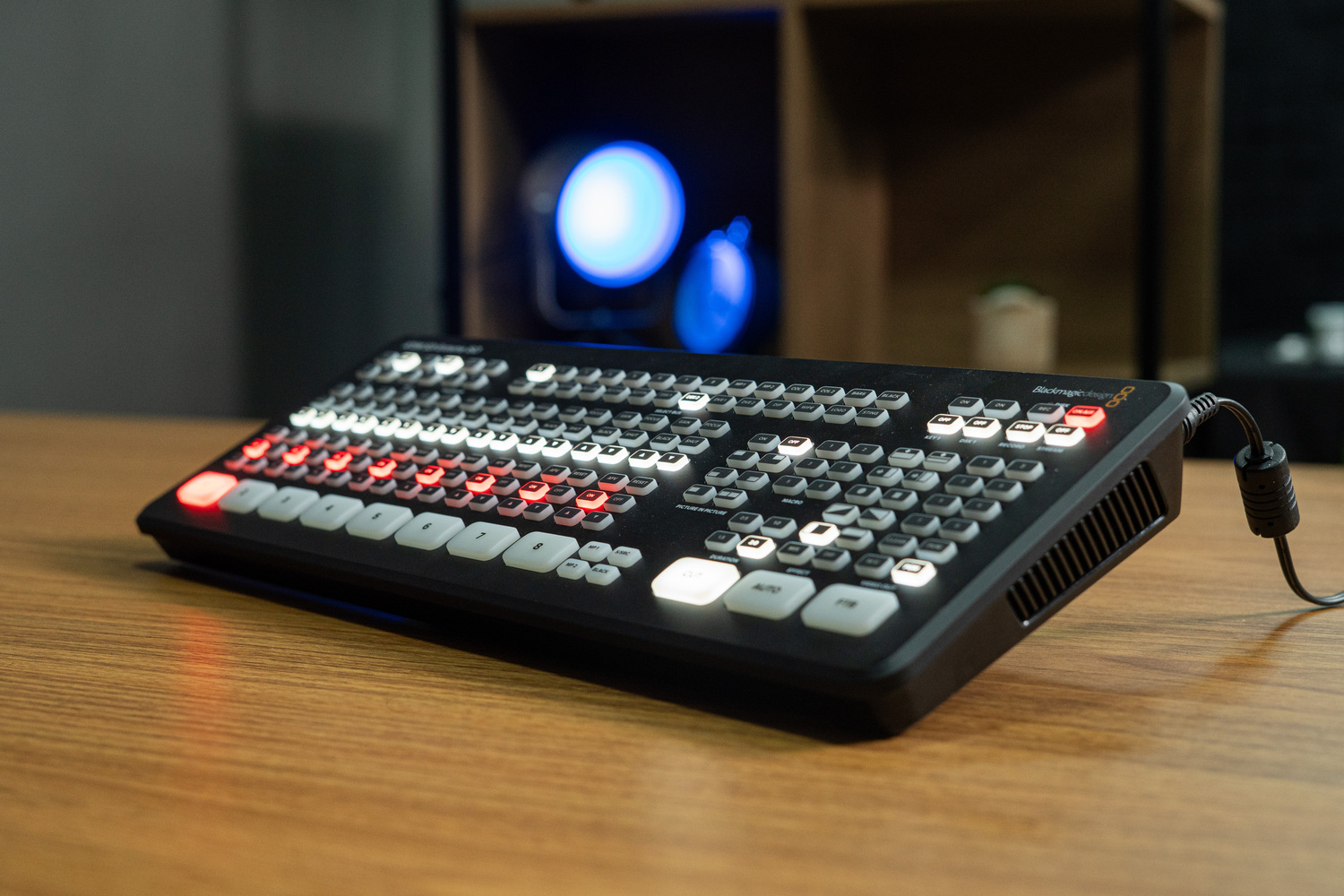 Blackmagic ATEM SDI EXTREME ISO 8 CANAIS - Locação na Blip